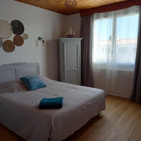 Les Crevettes Bed & Breakfast